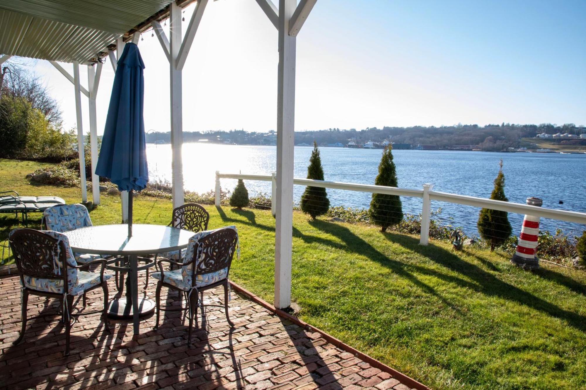 Waterfront Home With A View Groton Exterior photo